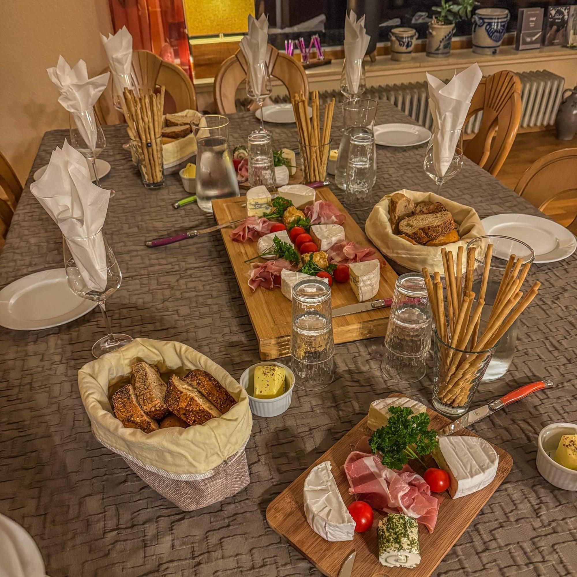 Weingut Tiliahof Bed & Breakfast Brauneberg Eksteriør bilde