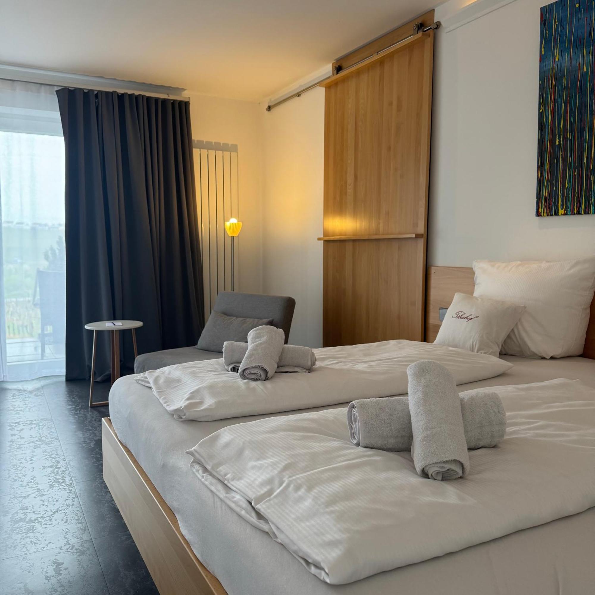 Weingut Tiliahof Bed & Breakfast Brauneberg Eksteriør bilde